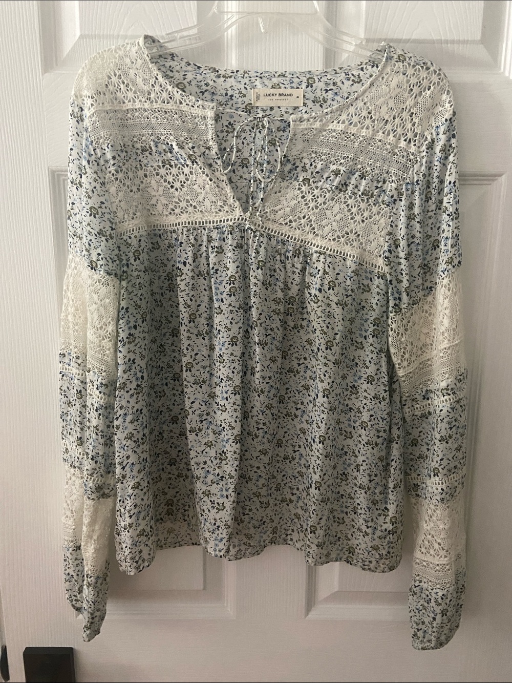 Lucky Brand Cream and Light Blue Floral Lace Peasant Blouse